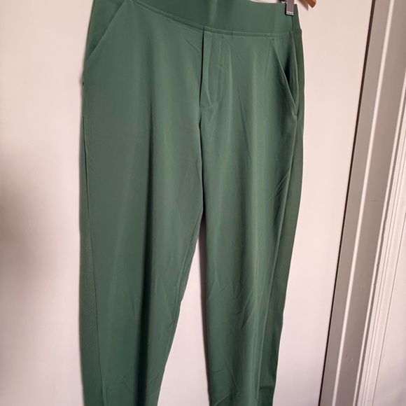 Athleta Brooklyn Ankle Pant in Green Size 6 Petite Black - Picture 3 of 3